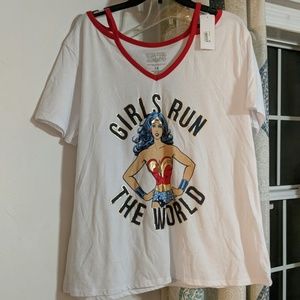 Wonder woman t shirt